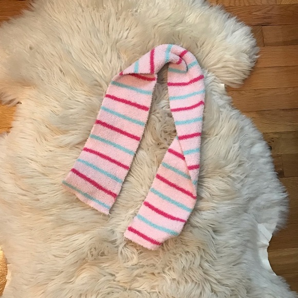 Set of 3 Scarves - Picture 6 of 6